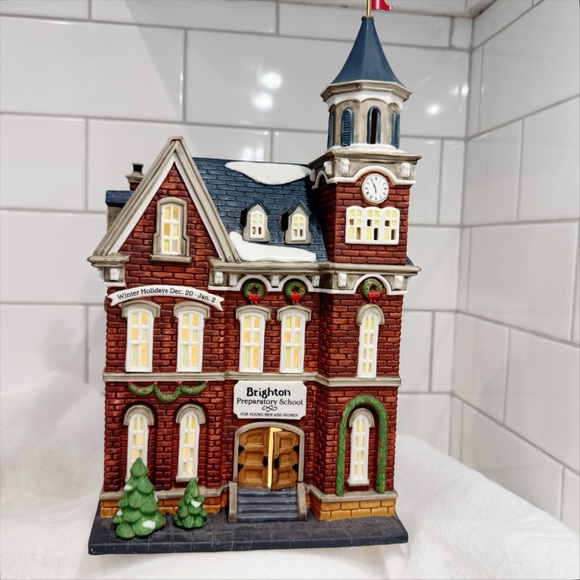 ❤️🎄❤️ Dept 56“Brighton School” Christmas In The City ❤️🎄❤️